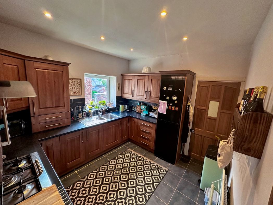 Property image 12 of 26