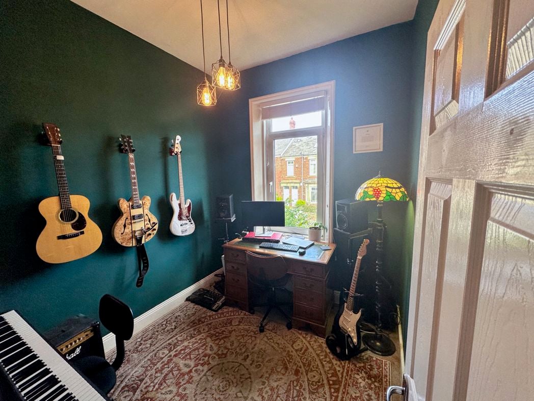 Property image 17 of 26