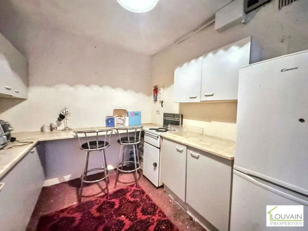 Property image 10 of 19