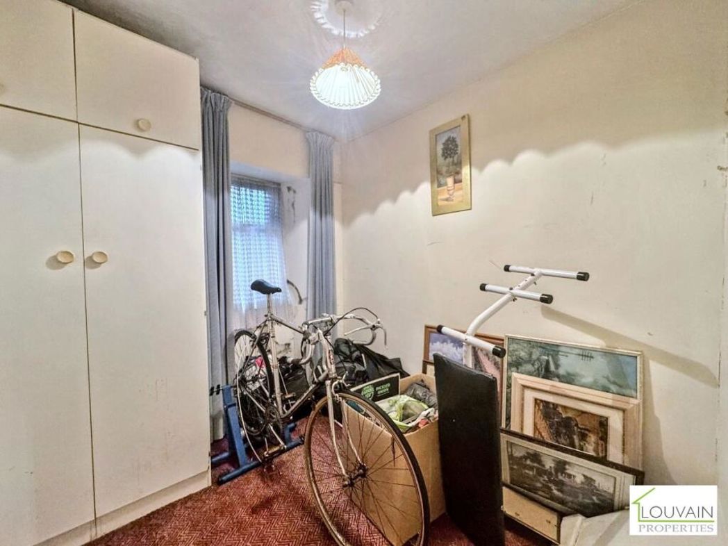 Property image 12 of 19