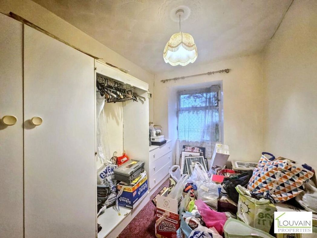 Property image 13 of 19