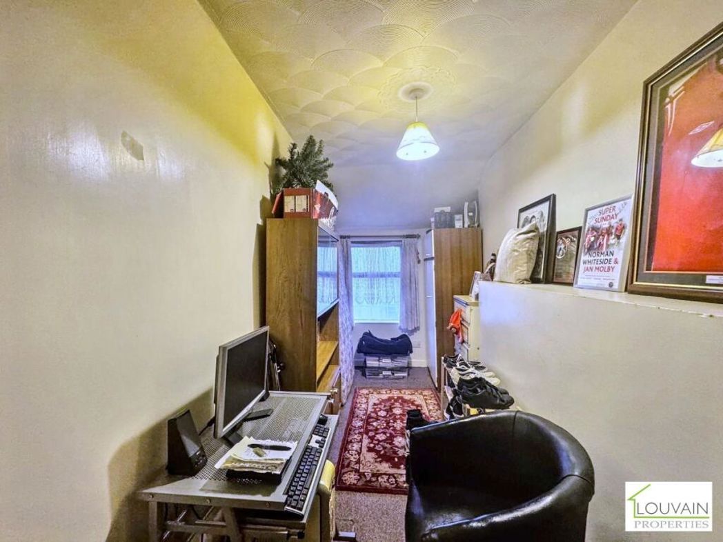 Property image 16 of 19