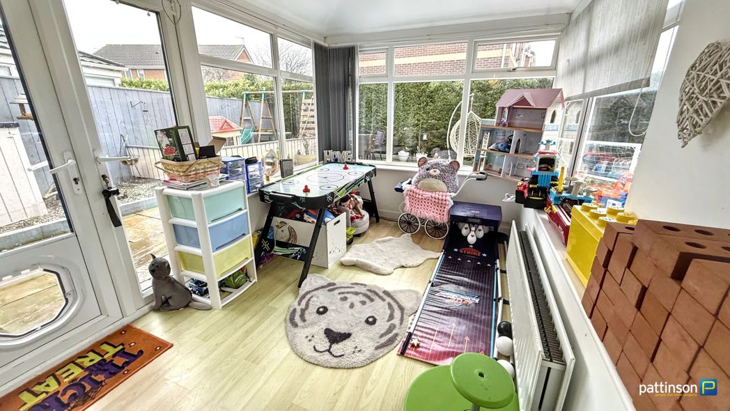 Property image 10 of 29