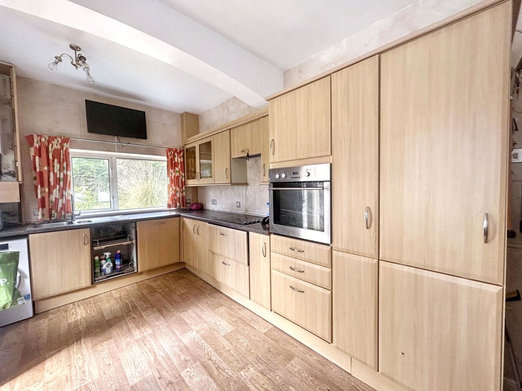 Property image 5 of 23