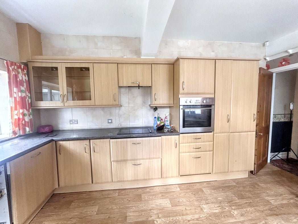 Property image 6 of 23