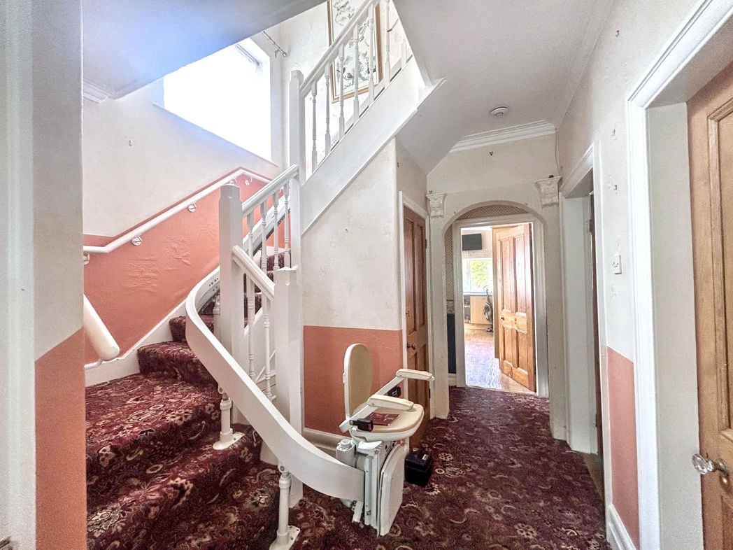 Property image 11 of 23