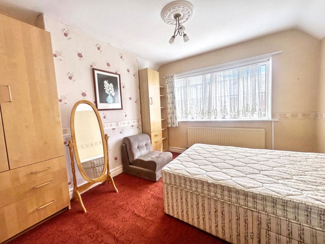 Property image 15 of 23