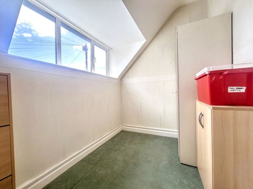 Property image 17 of 23