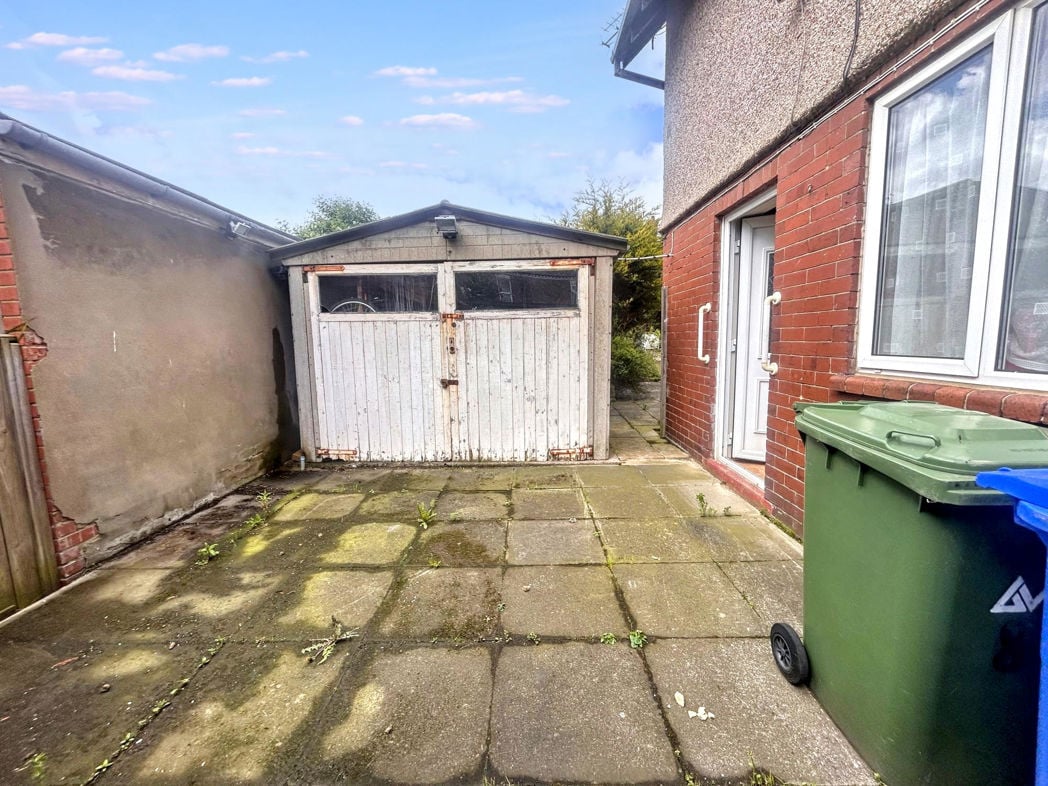 Property image 21 of 23