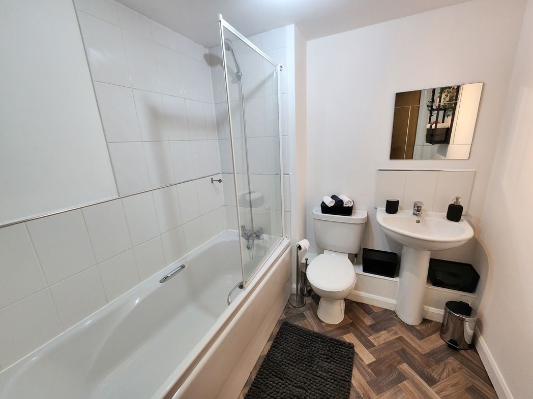 Property image 13 of 16