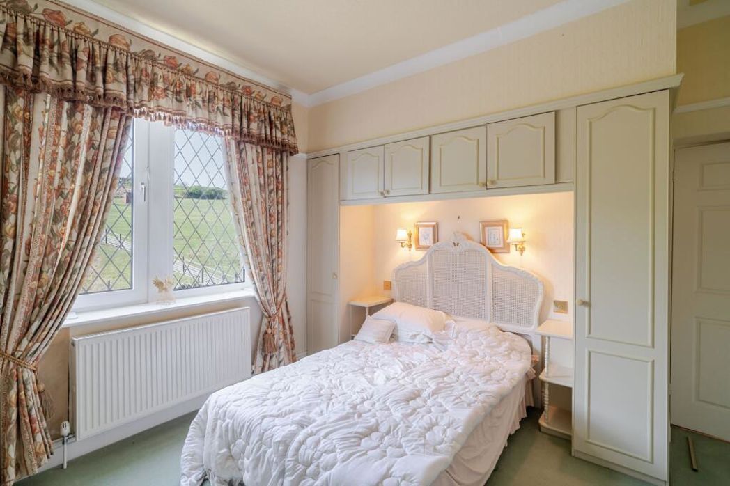 Property image 13 of 45