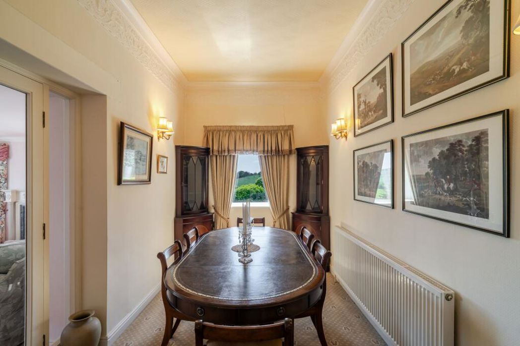 Property image 9 of 45