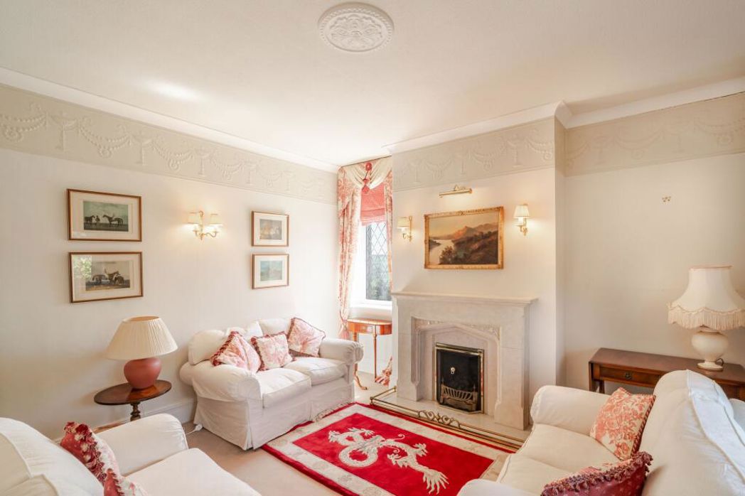 Property image 5 of 45