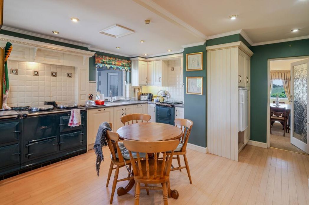 Property image 7 of 45