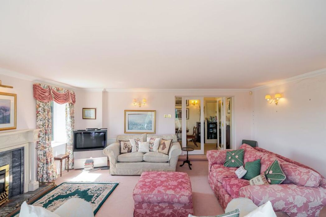 Property image 2 of 45