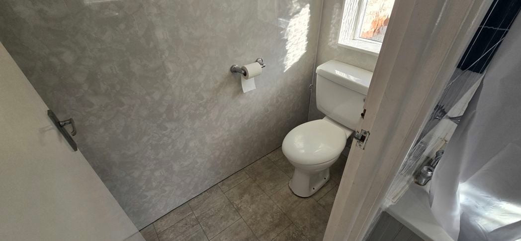 Property image 5 of 28