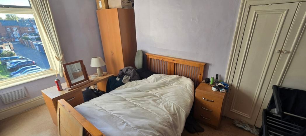 Property image 15 of 28