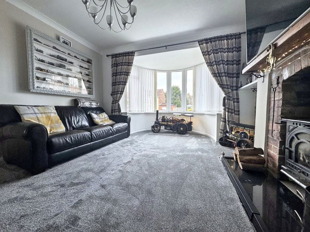 Property image 2 of 27