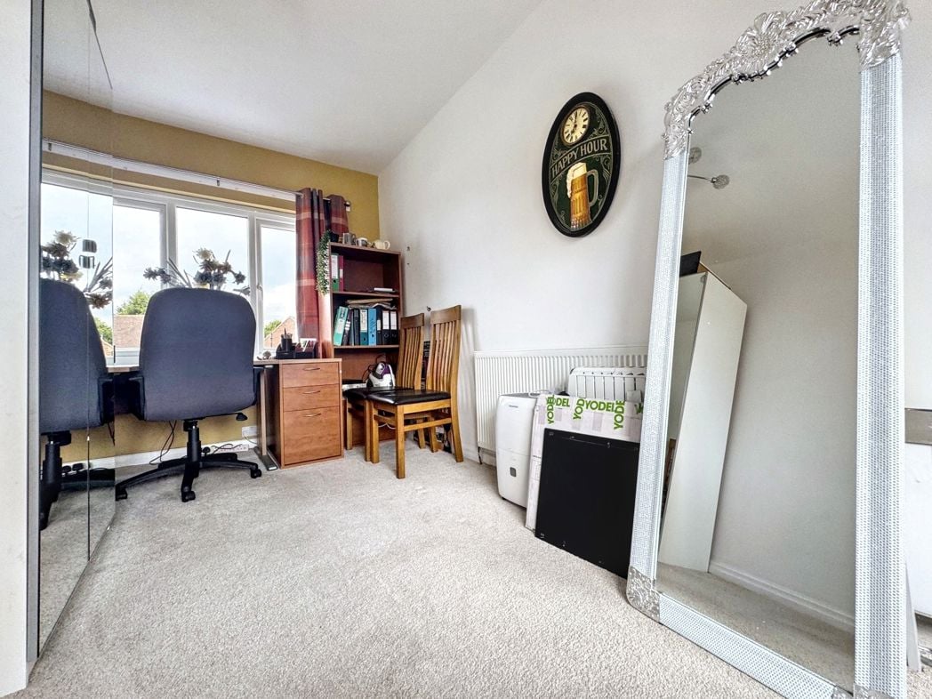 Property image 15 of 27