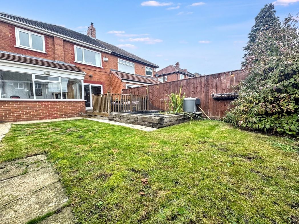 Property image 25 of 27