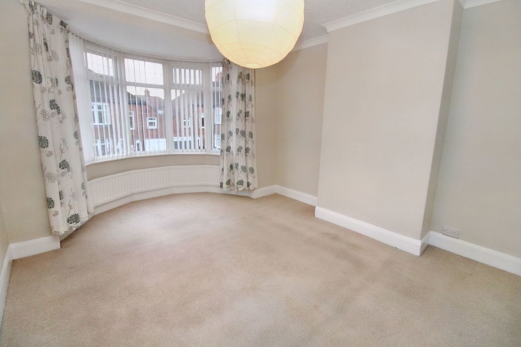 Property image 6 of 11