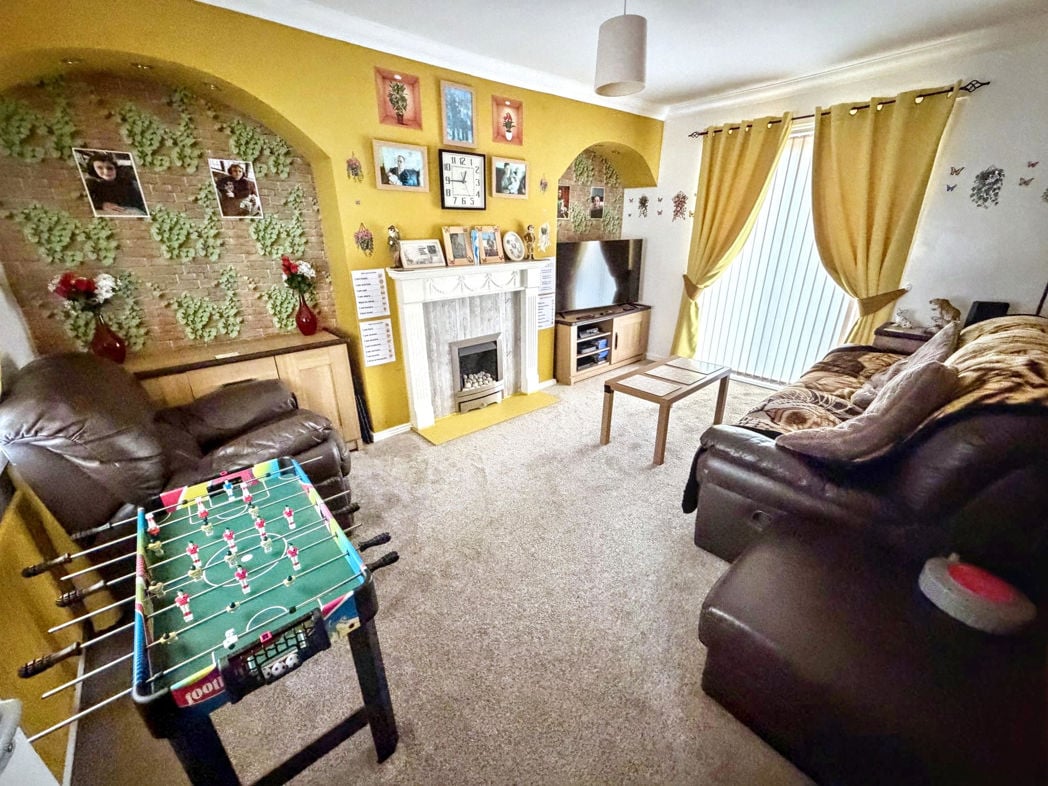 Property image 4 of 15