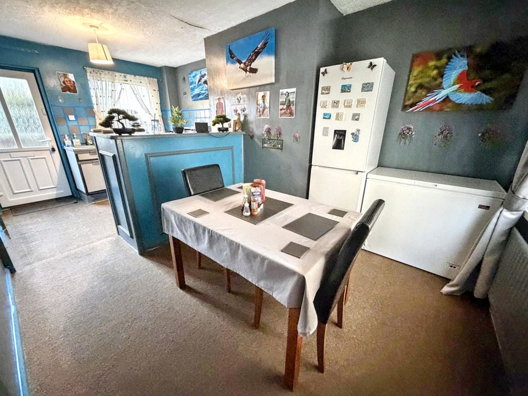 Property image 5 of 15