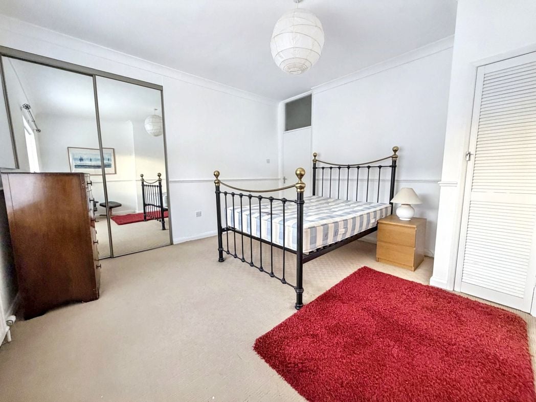 Property image 15 of 19