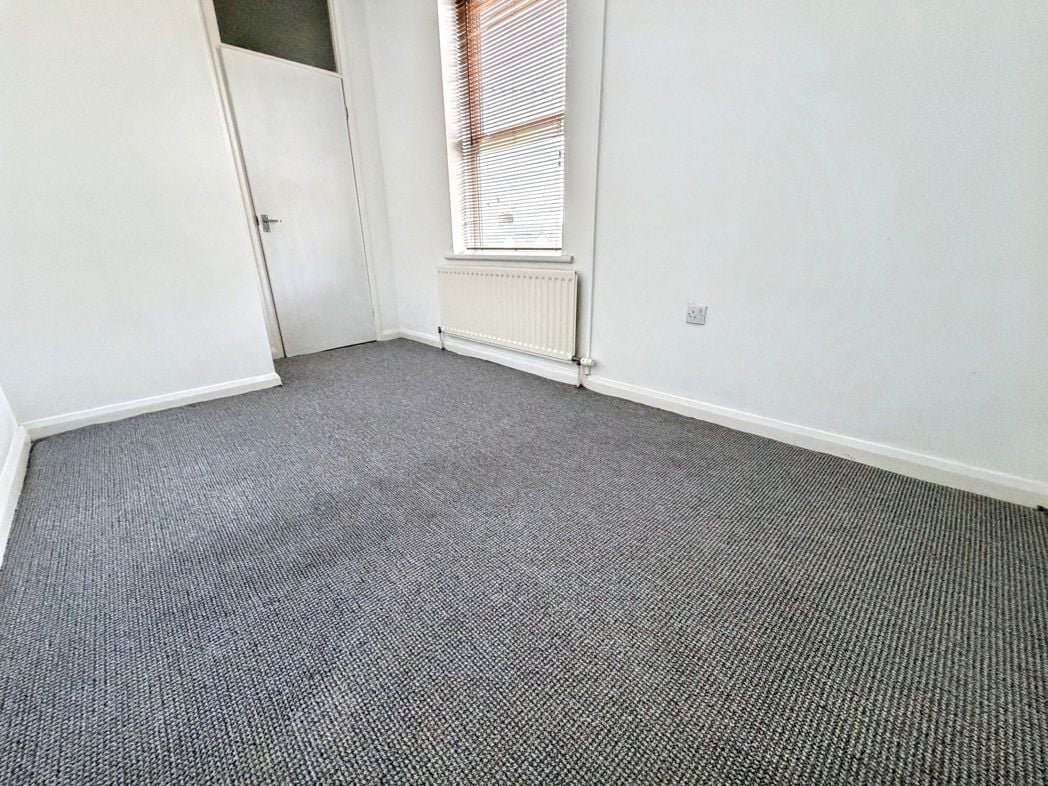 Property image 17 of 19