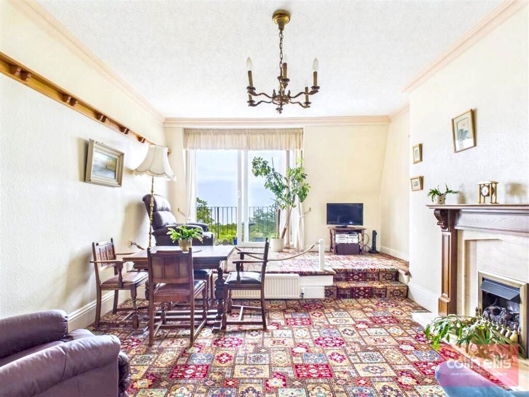 Property image 4 of 20