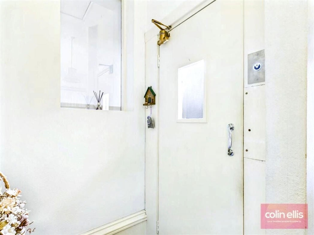 Property image 18 of 20