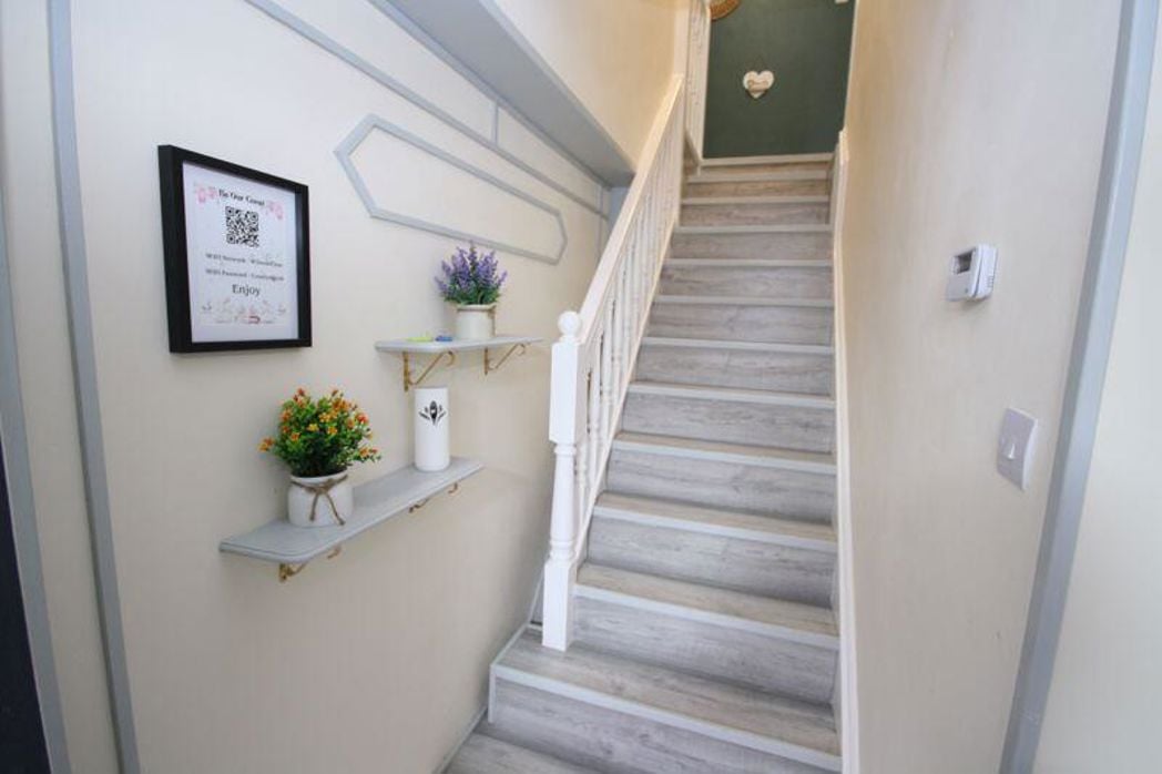 Property image 9 of 26