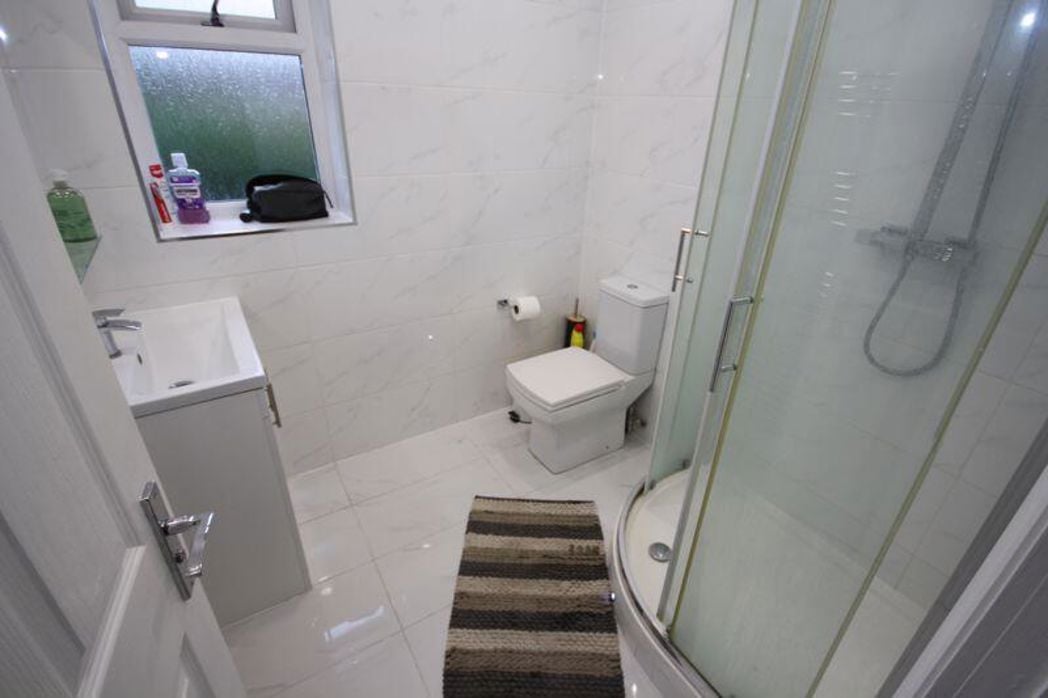 Property image 11 of 26
