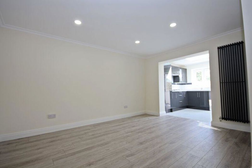 Property image 23 of 26