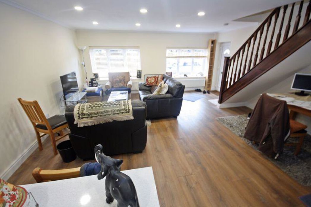 Property image 5 of 26