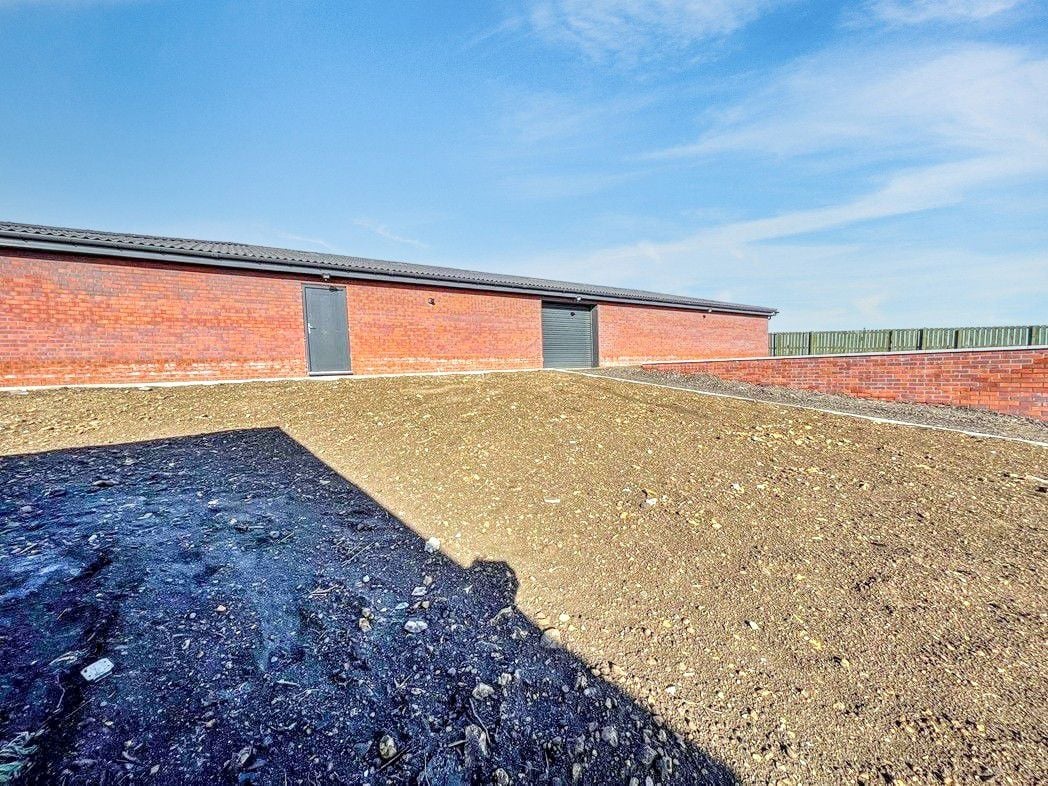 Property image 36 of 40