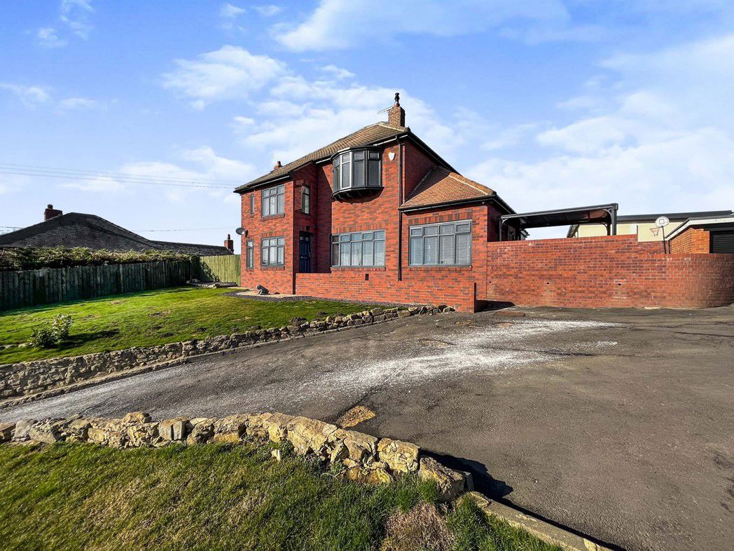 Property image 1 of 40