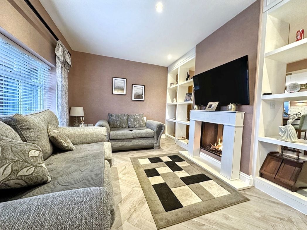 Property image 16 of 40