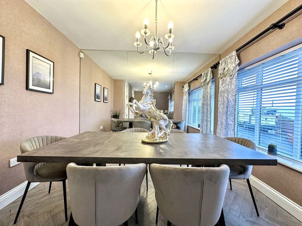 Property image 17 of 40