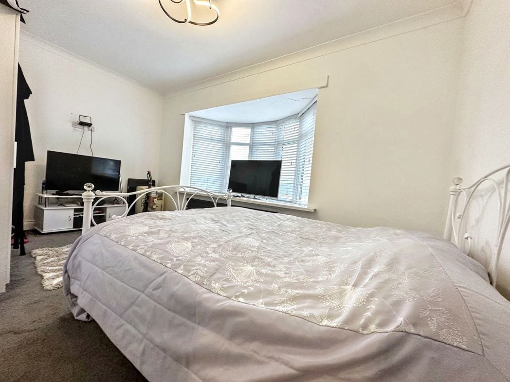 Property image 24 of 40