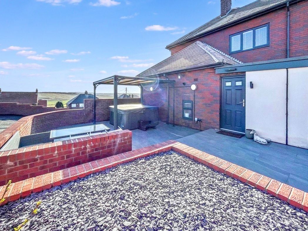 Property image 33 of 40
