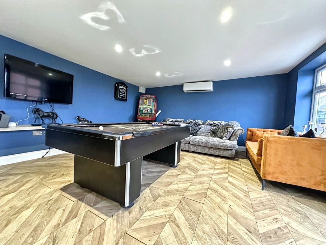 Property image 31 of 40