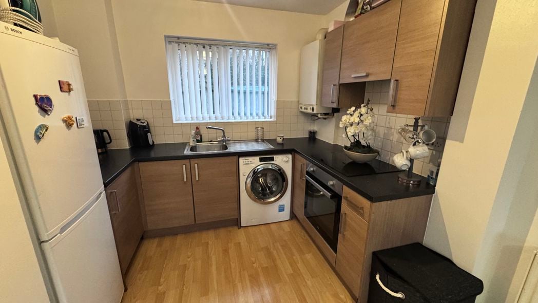 Property image 3 of 4