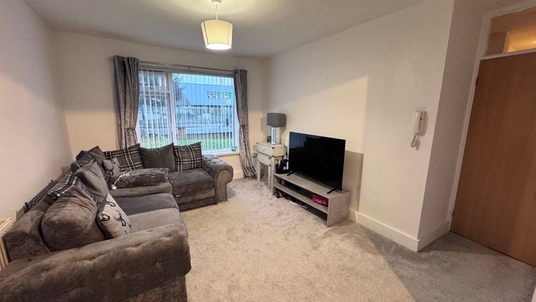 Property image 2 of 4