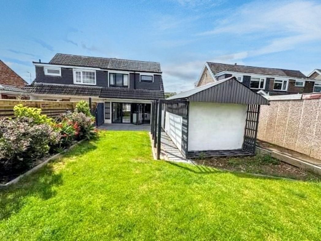 Property image 8 of 11