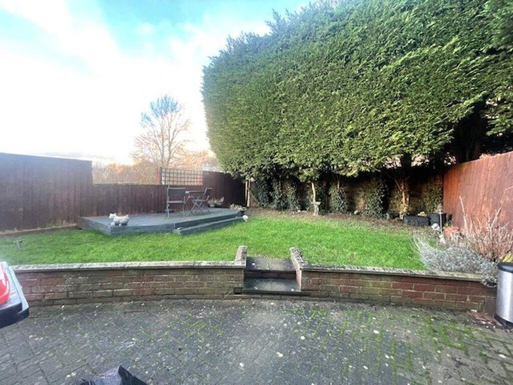 Property image 8 of 8