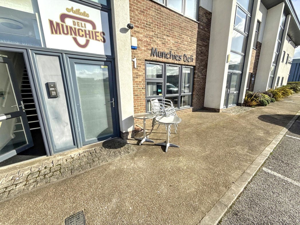 Property image 14 of 17