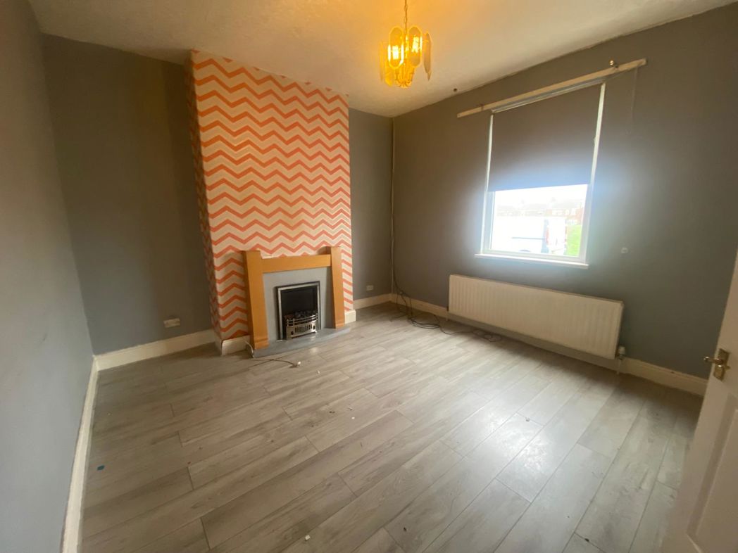 Property image 4 of 12
