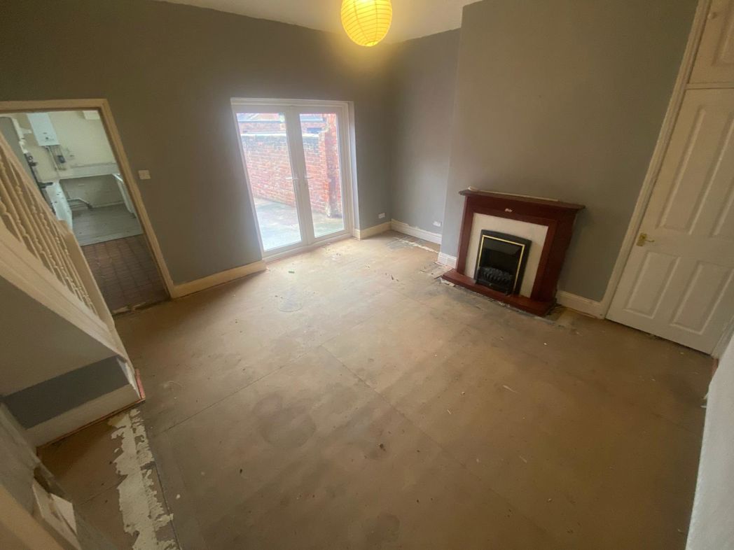 Property image 2 of 12