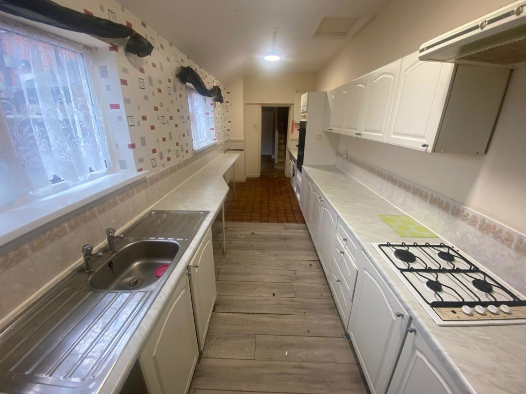 Property image 6 of 12